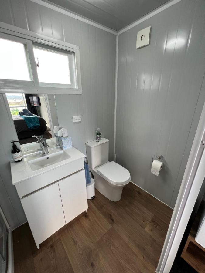 Raglan Seaview Cabin Esterno foto